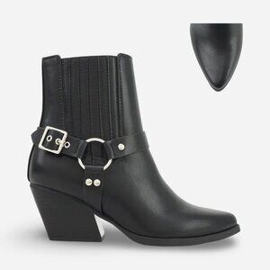Soda Edwina Moto Cowboy Ankle Boots-Black Faux Leather-Buckle Accent-7.5 NWOB